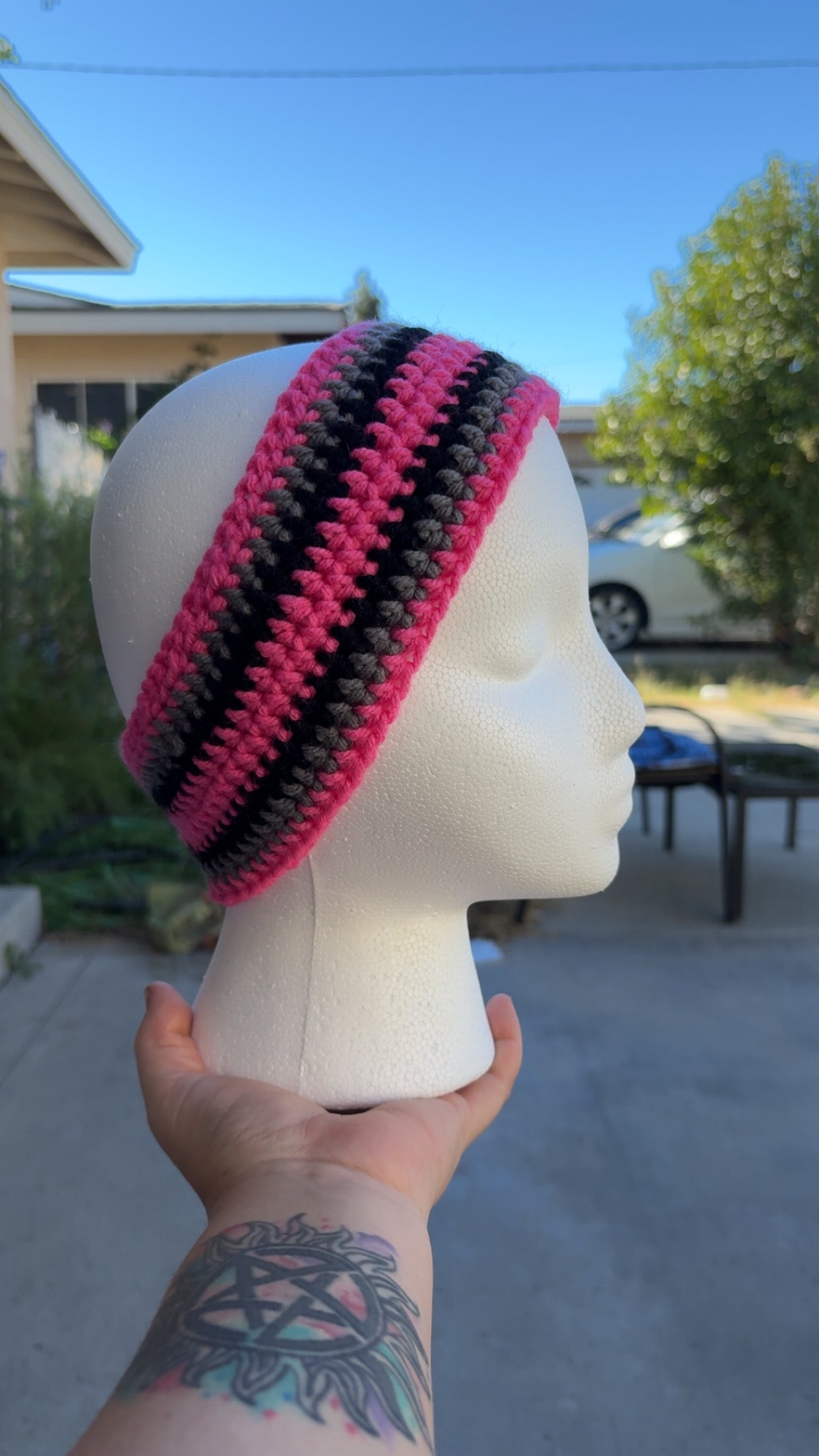 headband hot pink, gray and black